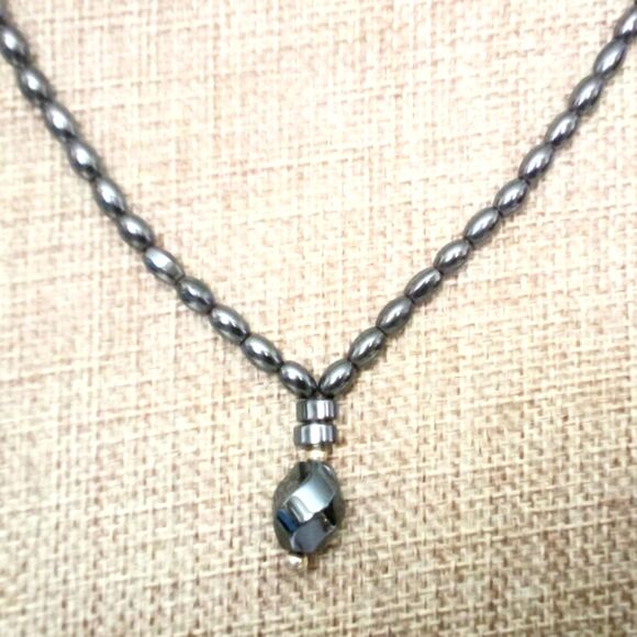 Vintage Hematite Beaded Drop Necklace - Picture 1 of 7